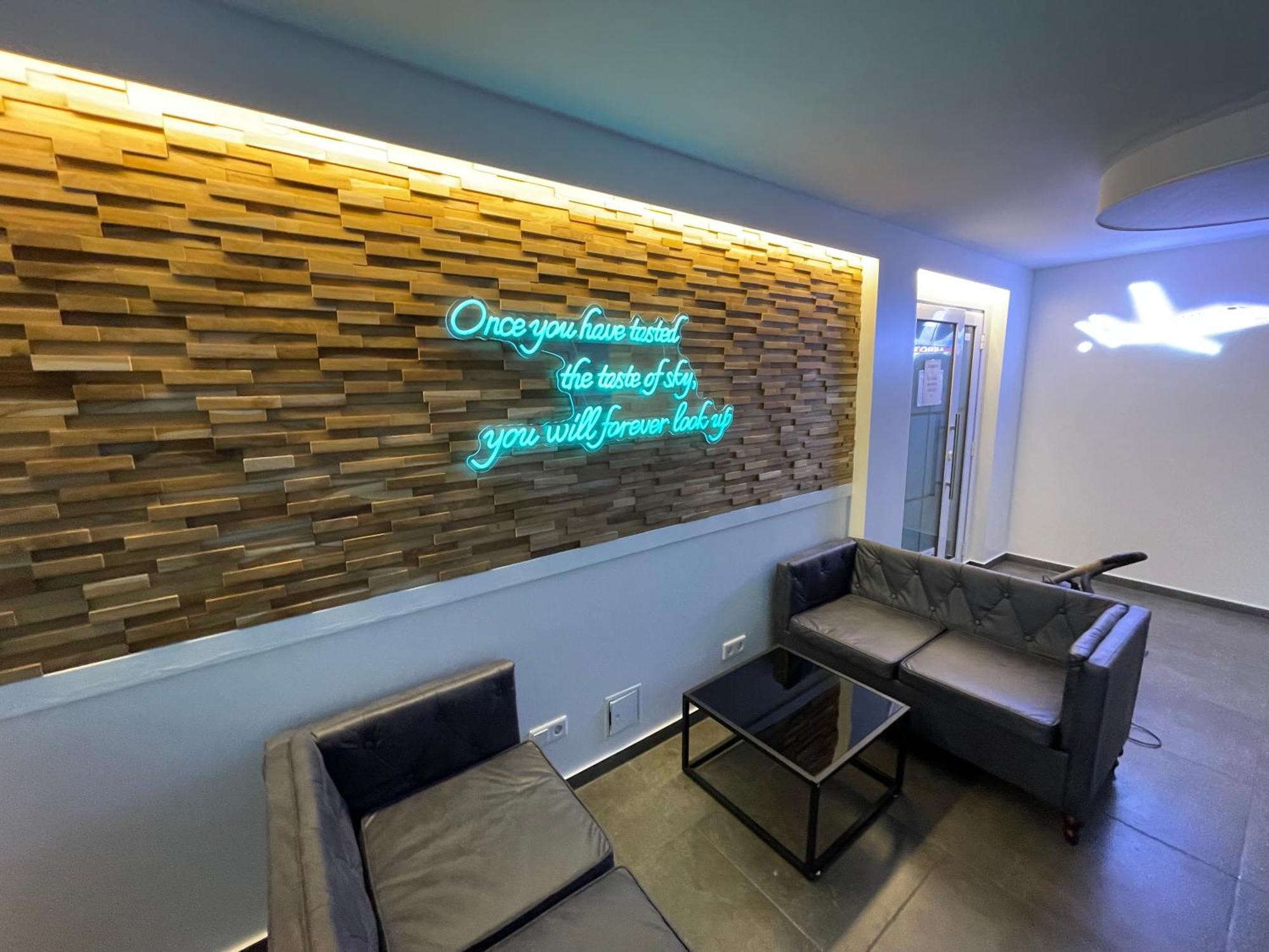 Aviators Guest House - Premium Room 스트라우스베르크 외부 사진